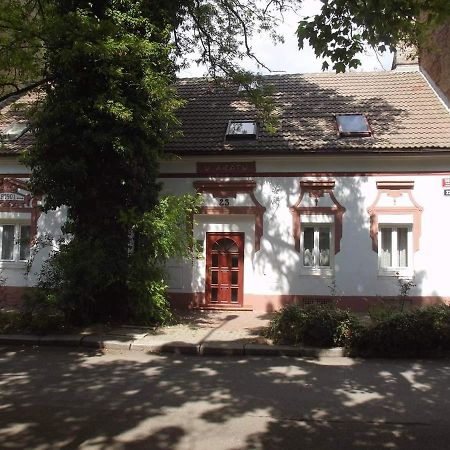 Pension U akátu Praga Exterior foto
